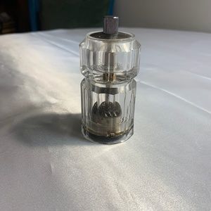 Vintage  Olde Thompson  combination salt-pepper grinder